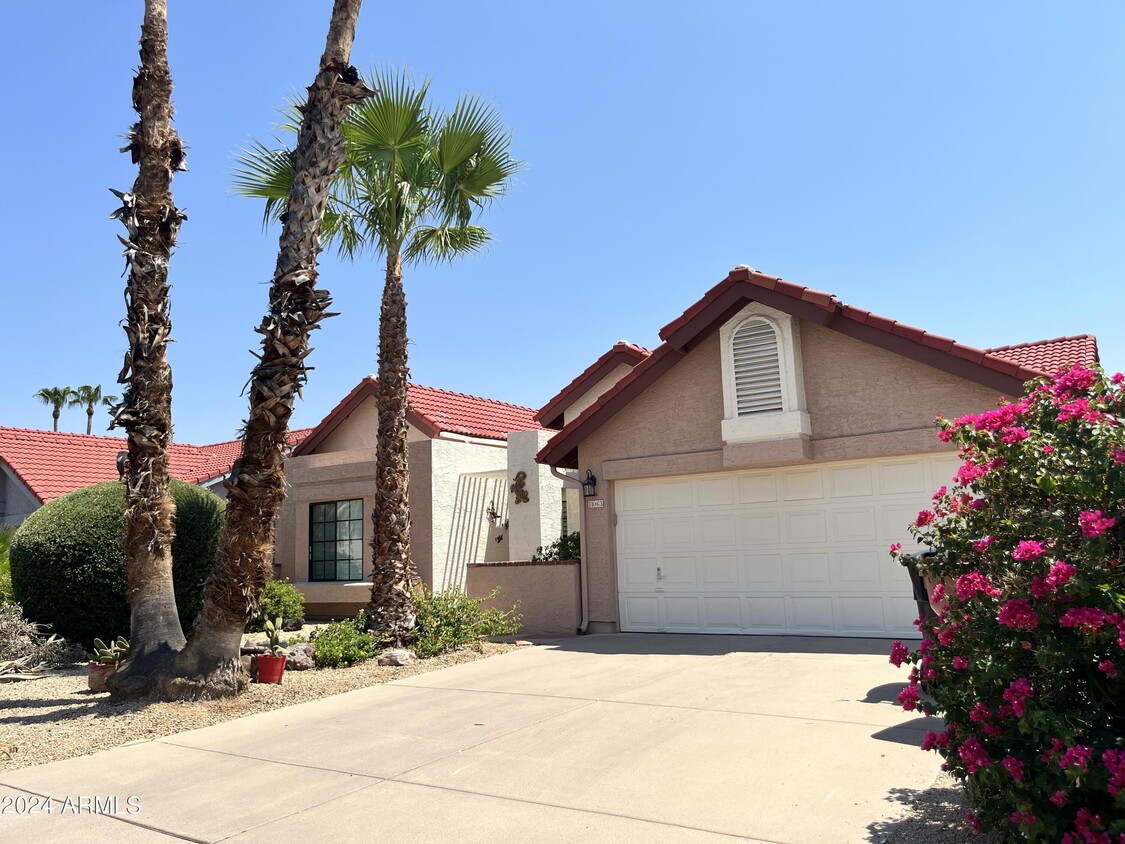 Foto principal - 11063 E Sahuaro Dr