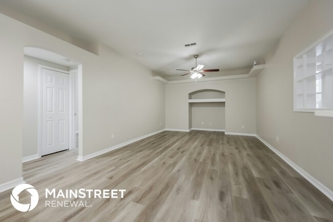 Foto del edificio - 2301 Jetridge St