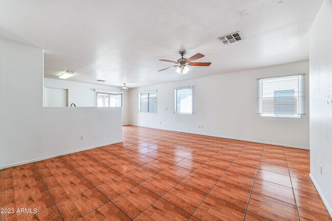 Building Photo - 6525 W Elwood St