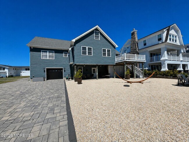 Foto del edificio - 1825 Boat Point Dr