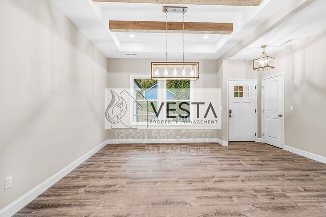 Building Photo - 25 Amys Wy