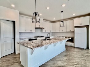 Building Photo - 1120 Mambo Way