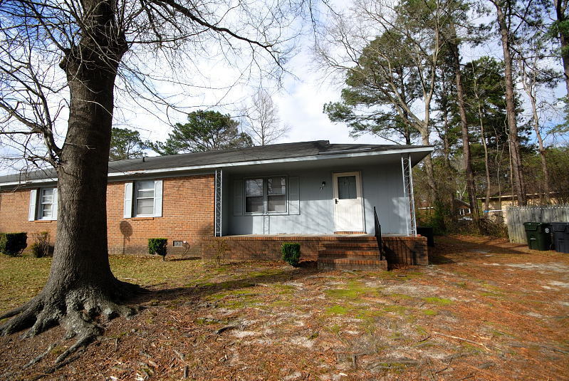 Primary Photo - 2803 Warrick Cir