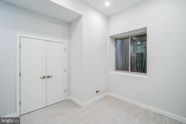 Building Photo - 2415 N 7th St