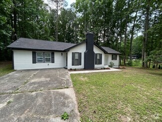 Building Photo - 1443 Daniel Rd