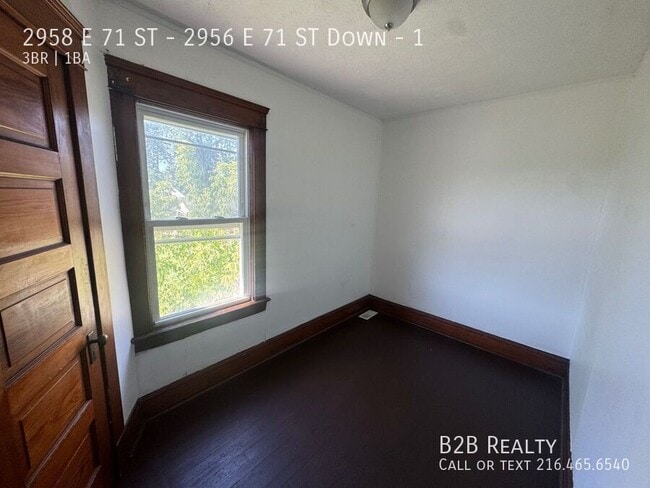 Building Photo - 2958 E 71st St