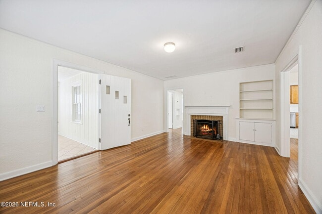 Building Photo - 1406 San Mateo Ave