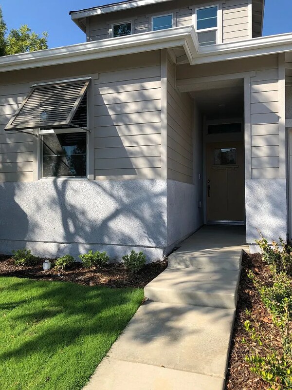 Building Photo - 2403 Explorador Dr