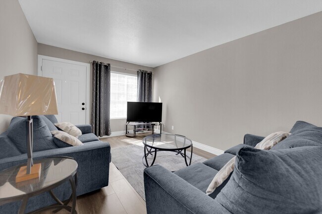 Foto del edificio - 2110 Sleepy Ct