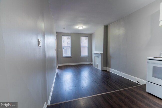 Foto del edificio - 3617 N Sydenham St