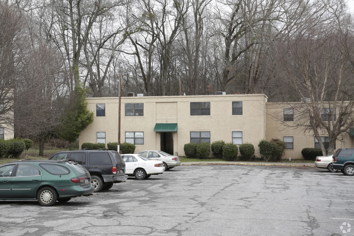 Building Photo - Glenwood Annex