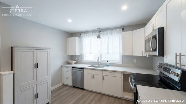 Building Photo - 5958 Carlton Av