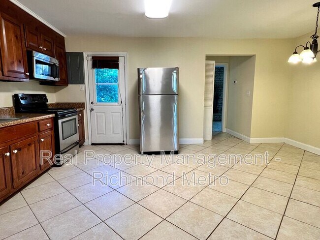 Building Photo - 1029 Fourqurean Ln