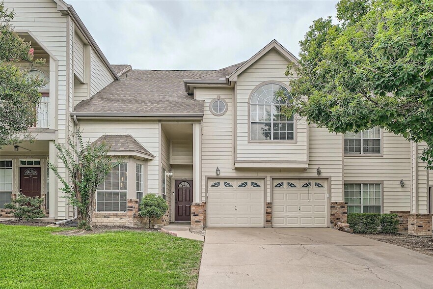 Foto principal - 12283 Abbey Glen Ln
