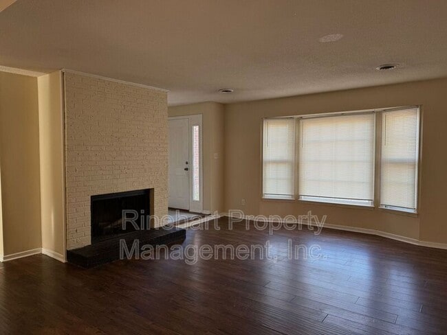 Foto del edificio - 290 Ratterree Cir