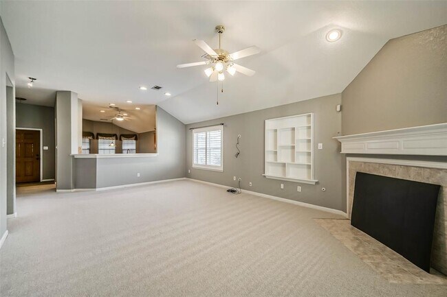 Building Photo - 10314 Friars Hill