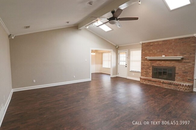 Foto del edificio - Amazing 3 bed, 2 bath in SW Lubbock!