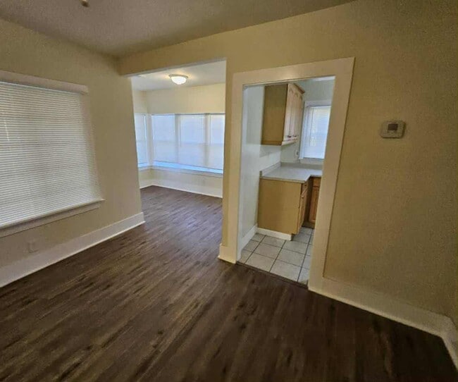 Foto del edificio - 6801 Fishback Ave