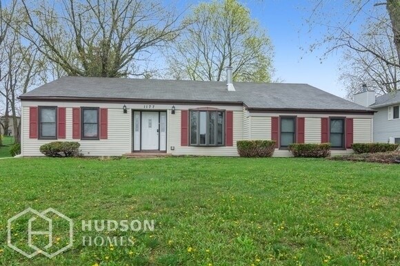 Primary Photo - AVAILABLE NOW! - 1177 SUNNYSLOPE DR, CROWN...