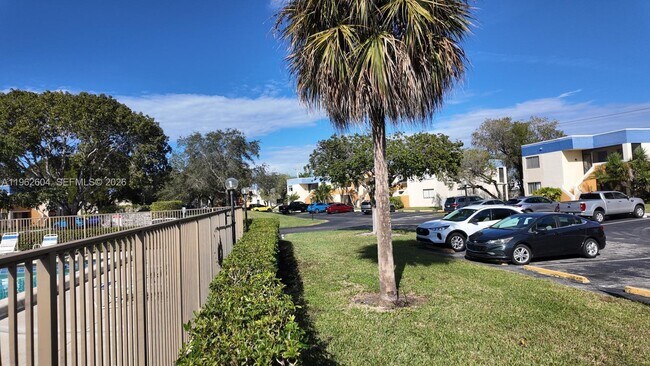 Foto del edificio - 177 Lakeview Dr