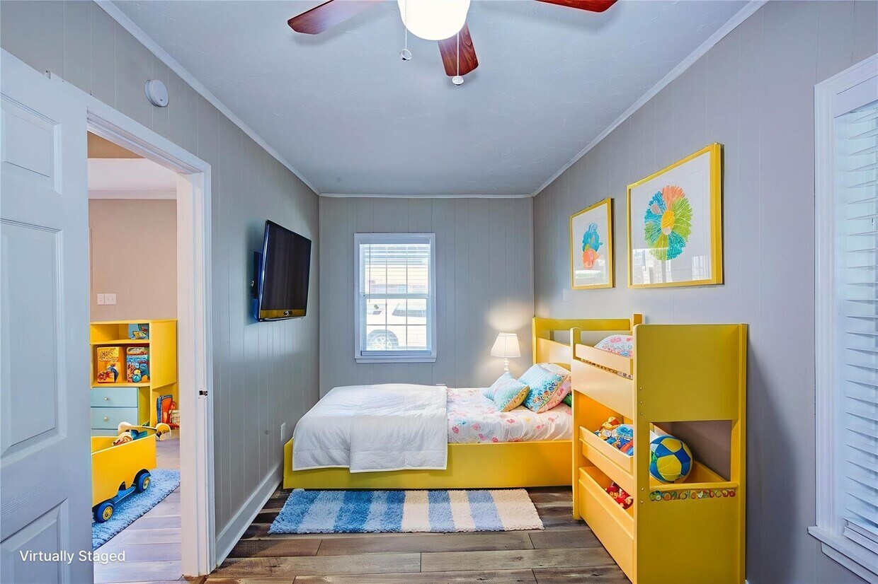 Foto del edificio - 4220 Delhi St