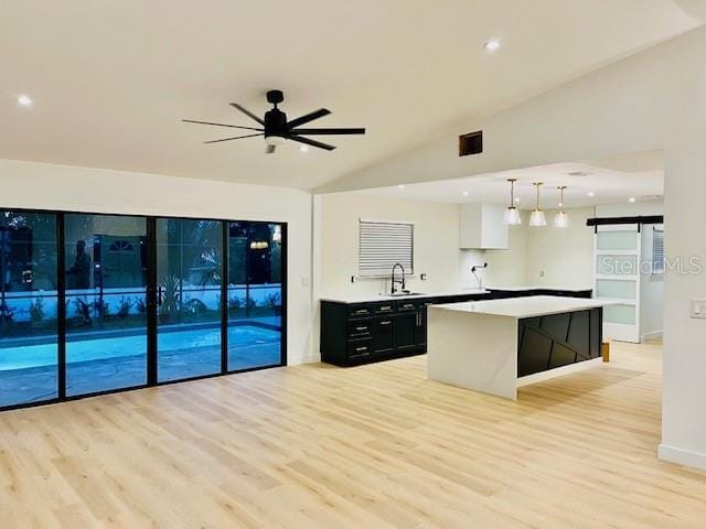 Foto del edificio - 415 E 6th Ave