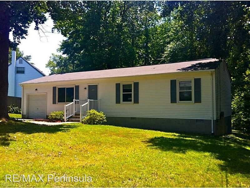 Primary Photo - 3 br, 1.5 bath House - 101 Stanley Drive