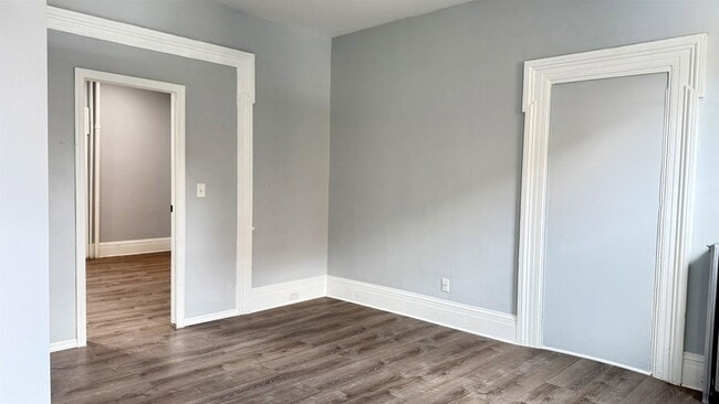 Foto del edificio - 7 Beacon Ave