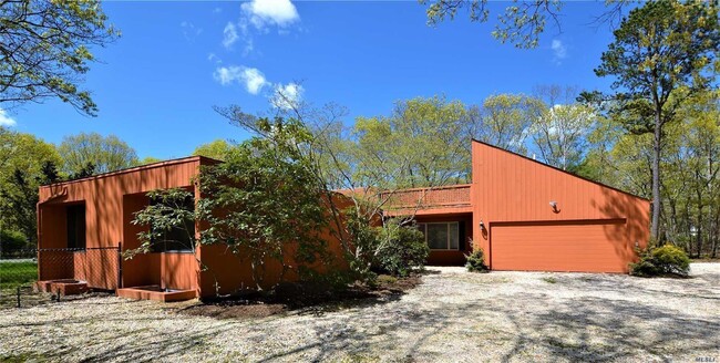 Building Photo - 35 N Quarter Rd