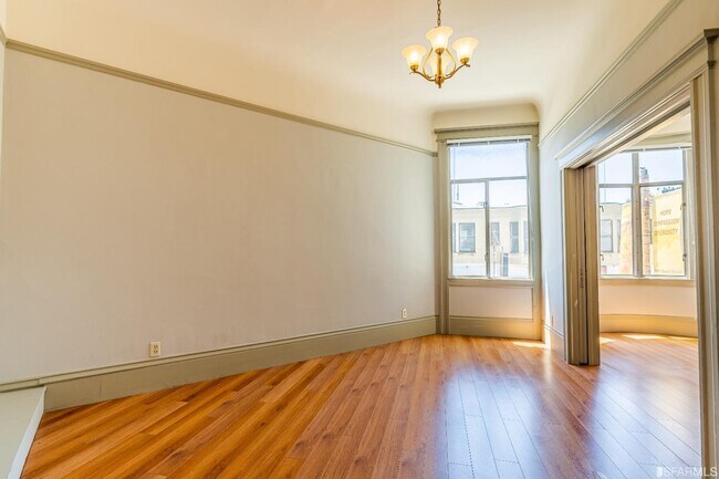 Building Photo - 456 Columbus Ave