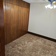 Building Photo - 5828 NW Dearborn Ave