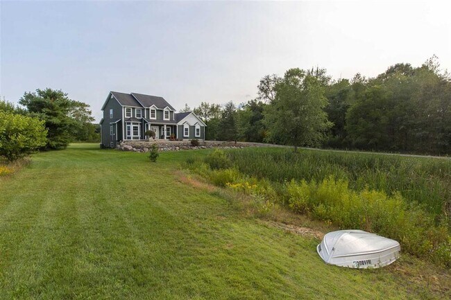 Foto del edificio - Penn Schools executive home on 5 acres in Granger IN!