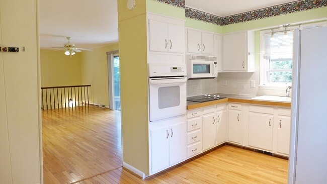 Foto del edificio - 41 Fieldcrest Cir