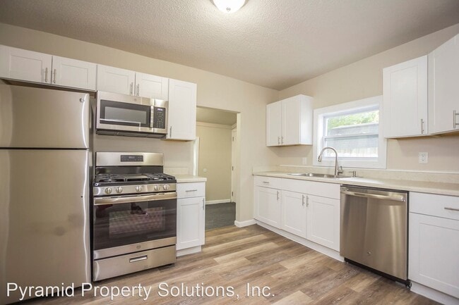 Building Photo - 1 br, 1 bath House - 1921 E 21st St