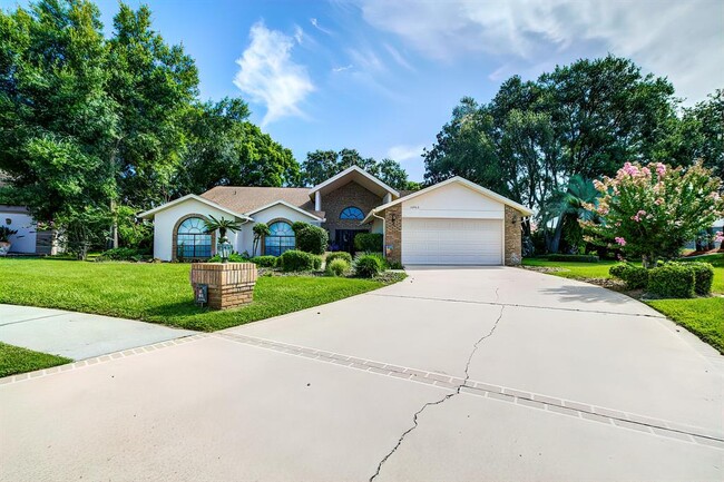 Building Photo - 10463 Ventura Dr