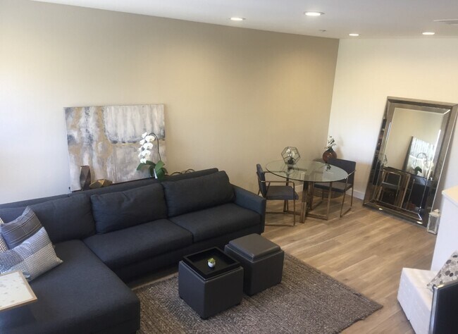 Living Room - 3605 Orangewood