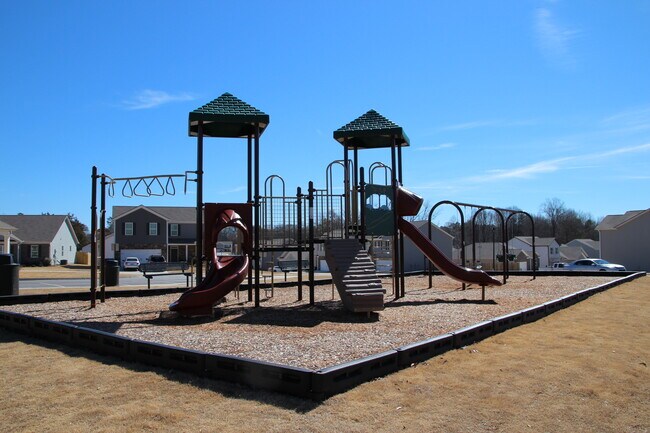 Building Photo - 131 Walnut Grove Way