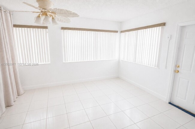 Foto del edificio - 765 W 23rd St