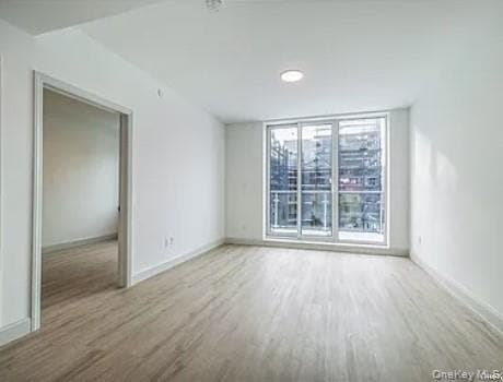 Foto del edificio - 88-56 162nd St