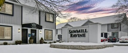 Building Photo - Sawmill Ravine
