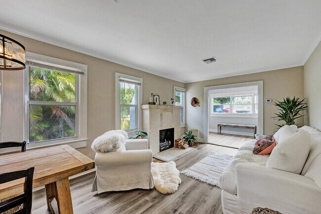Foto del edificio - 624 Glenridge Dr