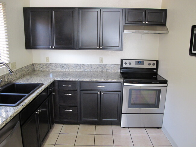 Foto del edificio - 1620 N Fremont Ave