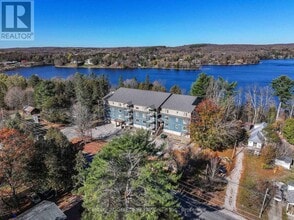 Building Photo - 4 Lake Ave