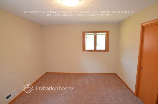 Building Photo - 8532 Thomas Ave S