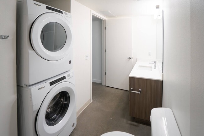 Building Photo - Ori Stone Way Apartments