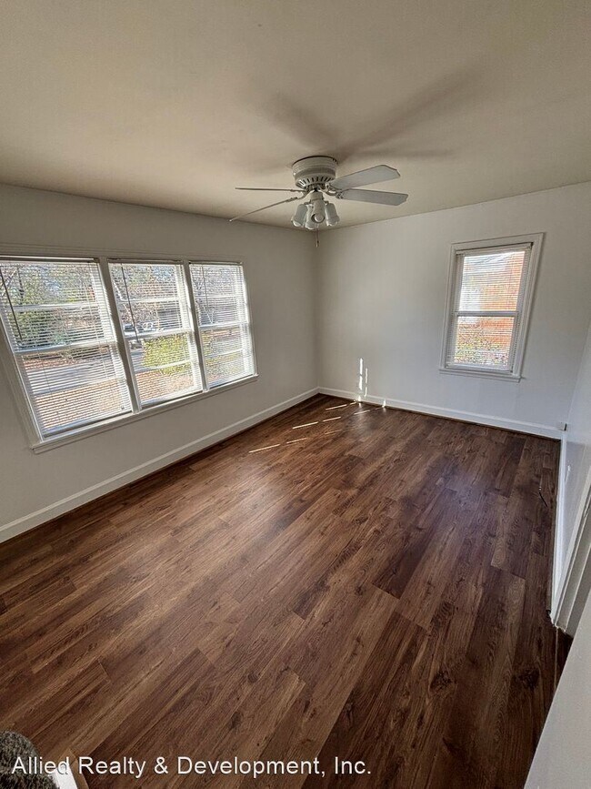 Foto del edificio - 3 br, 2 bath House - 68 Brookhaven