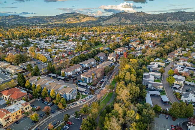 Context to Acacia on Santa Rosa Creek - Acacia at Santa Rosa Creek