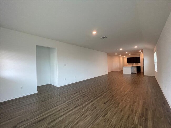 Building Photo - 6044 Teodoro Bend