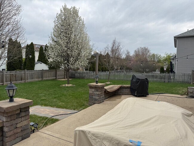 Building Photo - 3413 Charlemaine Dr