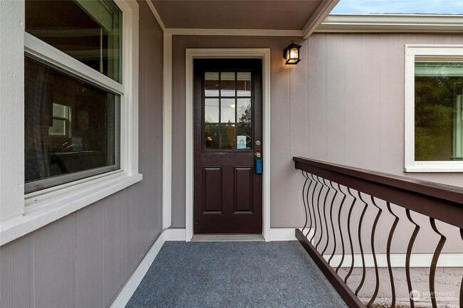 Foto del edificio - 916 Hull Ave